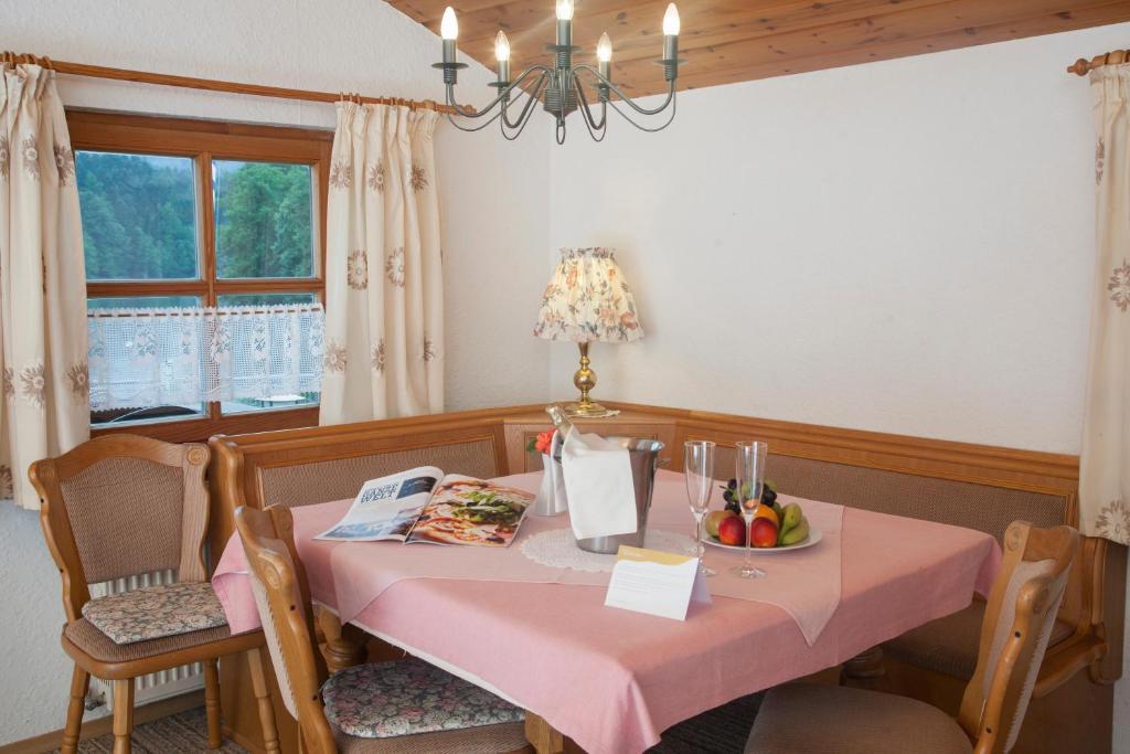 Hotel Der Seehof Hauzenberg Room photo